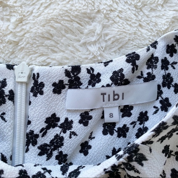 Tibi black white ditsy floral adjustable ruched sleeve blouse viscose size 8 - Picture 8 of 10